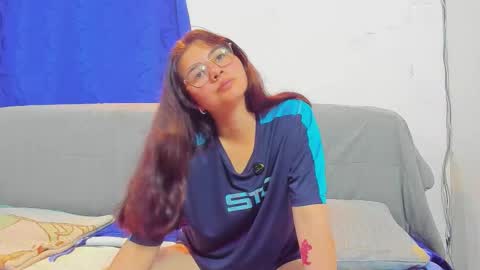 Snapshot of amywhitexxd chatting on December 2025 12:19:01 AM AmyWhitexxd online show from December 2025 12:19:01 AM