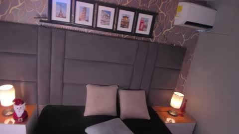 Ana  online show from January 2025 02:40:02 PM