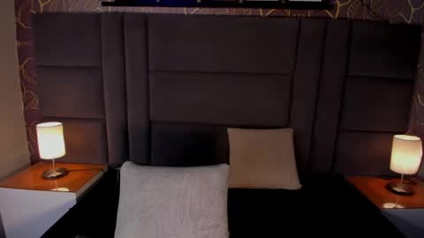 Ana  online show from February 2025 06:13:02 PM