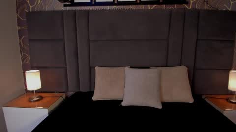 Ana  online show from March 2025 11:44:02 AM