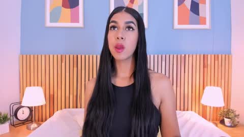 Ana Gonzalez online show from September 2025 08:47:02 PM