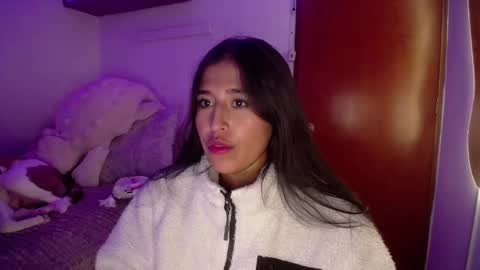 Ana online show from February 2025 04:37:01 AM