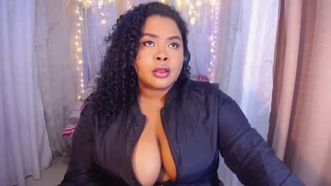 Snapshot of ana_off_alana chatting on February 2025 11:26:02 PM Ana online show from February 2025 11:26:02 PM