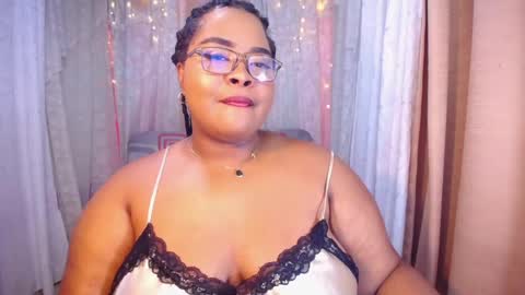 Snapshot of ana_off_alana chatting on September 2025 10:34:02 PM Ana online show from September 2025 10:34:02 PM
