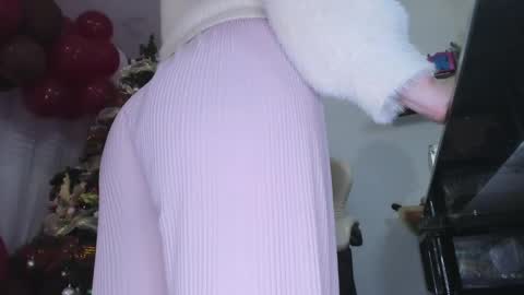 Im anna but you can call me as you want online show from December 2024 12:57:01 AM