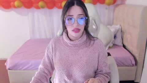 Im anna but you can call me as you want online show from February 2025 09:31:02 PM