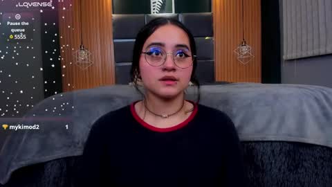 Ana online show from February 2025 09:54:01 PM