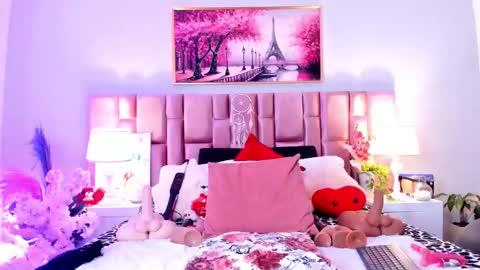 Snapshot of anaa_bellaa chatting on November 2025 12:15:02 PM anaa_bellaa online show from November 2025 12:15:02 PM