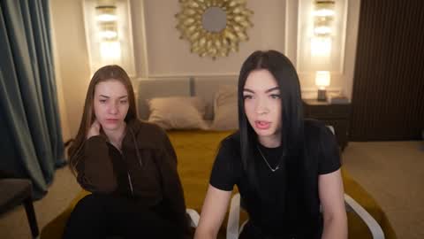 Sweet girls online show from March 2025 06:11:01 PM