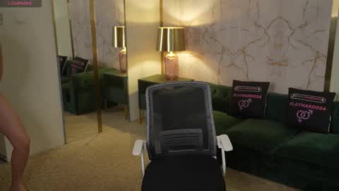 Sweet girls online show from September 2025 11:22:02 AM