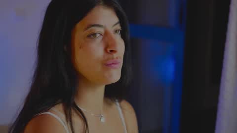 anabelcurvy online show from November 2025 07:02:02 PM