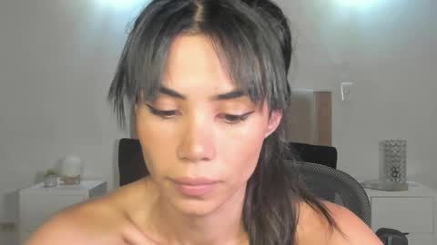 Snapshot of anahenao chatting on April 2026 01:42:02 AM Ana Henao or Annie... Follow me ahenaocb Insta X online show from April 2026 01:42:02 AM
