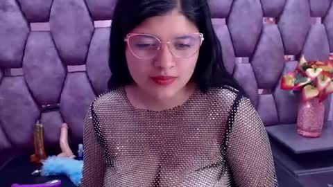 Snapshot of analybigboobs chatting on December 2024 06:39:01 AM catherin owen online show from December 2024 06:39:01 AM