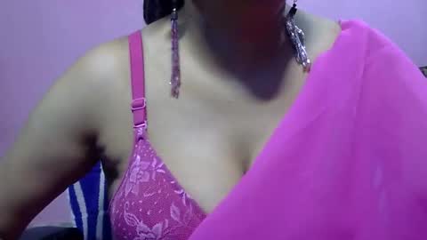 Snapshot of anamika794088 chatting on October 2025 04:07:02 PM anamika794088 online show from October 2025 04:07:02 PM