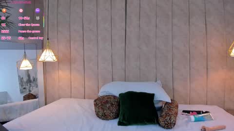 Snapshot of anantaa chatting on September 2025 11:44:01 AM Ananta online show from September 2025 11:44:01 AM