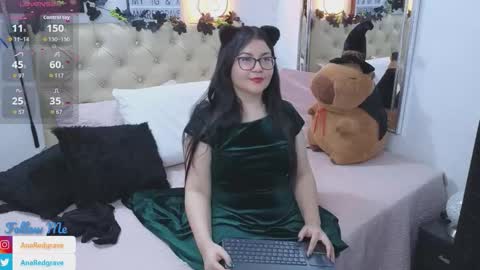 Anastasia Redgrave online show from November 2025 08:25:02 AM