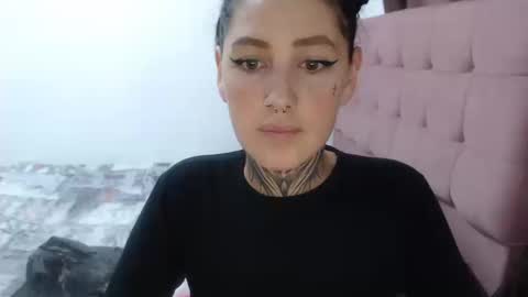 Snapshot of anasweet_69 chatting on October 2025 08:09:02 PM ANA online show from October 2025 08:09:02 PM