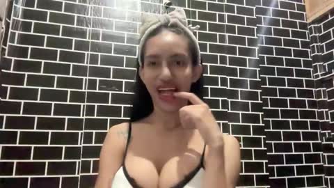 Snapshot of anawalters chatting on November 2025 03:29:02 AM anawalters online show from November 2025 03:29:02 AM