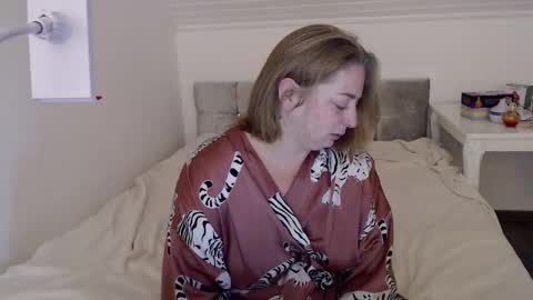 Andorphin online show from October 2025 08:04:02 AM