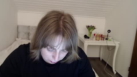 Andorphin online show from February 2026 10:39:01 PM