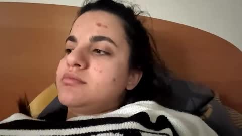 Snapshot of andrafendt chatting on November 2025 01:21:02 PM Viola online show from November 2025 01:21:02 PM