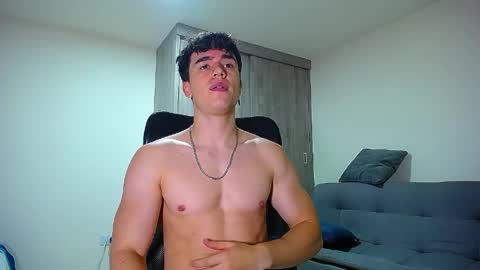 Andre Parker online show from June 2026 01:00:01 AM