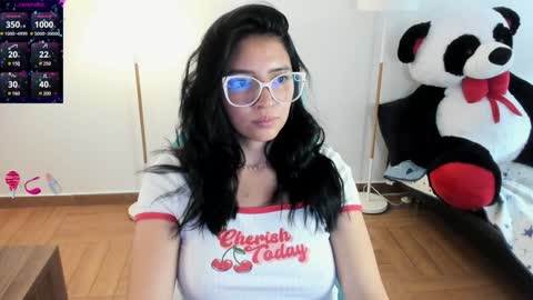 Snapshot of andrea_bonnie chatting on January 2025 04:19:01 PM andrea_bonnie online show from January 2025 04:19:01 PM
