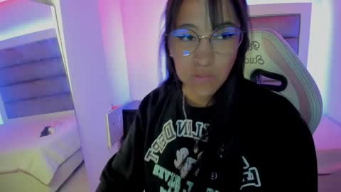 andrea_brunette_ online show from December 2025 01:05:02 PM