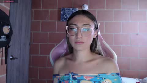 Andrea  online show from February 2026 02:14:01 PM