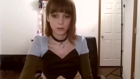 Snapshot of andrea_davenport chatting on December 2024 05:26:01 AM andrea online show from December 2024 05:26:01 AM