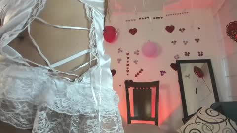 Snapshot of andrea_guz chatting on March 2025 09:51:02 PM ANDREA IM INDEPENDENT MODEL online show from March 2025 09:51:02 PM