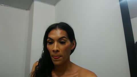 andrea_hornny69 online show from October 2025 01:22:01 AM