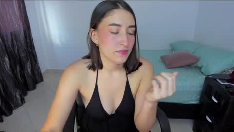 Andrea online show from January 2025 07:57:01 PM