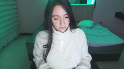 Andrea Ramos online show from February 2025 03:25:01 AM