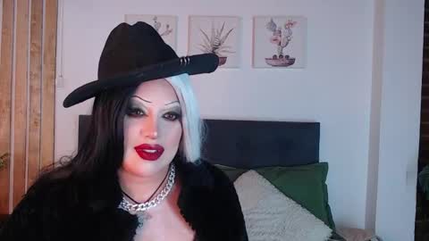 Snapshot of andrea_secret_ chatting on October 2025 03:20:02 PM ANDREA online show from October 2025 03:20:02 PM