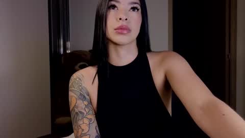 Snapshot of andrea_torres_ chatting on November 2025 03:51:02 AM online show from November 2025 03:51:02 AM