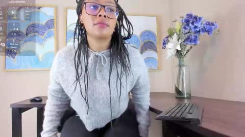 Andrea Zoelins online show from November 2025 02:39:02 PM