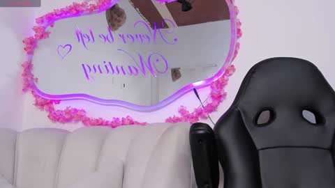 Andrea online show from January 2025 01:21:01 PM