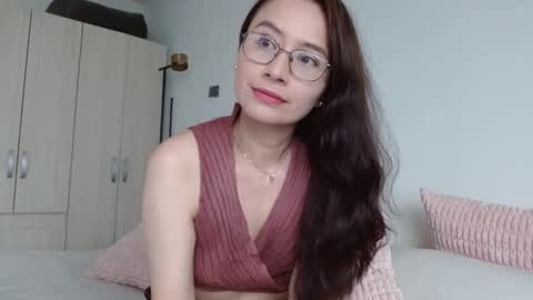 Snapshot of andreawine89 chatting on November 2025 08:42:02 PM Andrea see you soon 20 january 300 pm GMT 5 online show from November 2025 08:42:02 PM