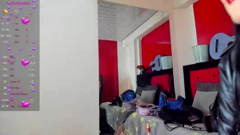 Snapshot of andrefoxx_ chatting on October 2025 03:07:02 AM andre online show from October 2025 03:07:02 AM