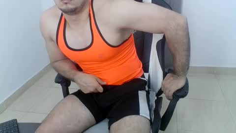 andres180950734 online show from September 2025 11:30:01 PM