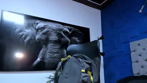 Snapshot of andres_clark chatting on November 2025 06:01:01 PM insta andres clark online show from November 2025 06:01:01 PM