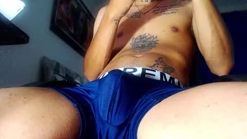 Andrs   o online show from November 2025 02:47:02 AM