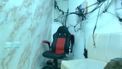andres_stud online show from October 2025 06:13:02 AM