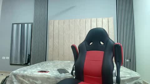 Snapshot of andres_stud777 chatting on September 2025 05:40:01 AM ANDRES online show from September 2025 05:40:01 AM