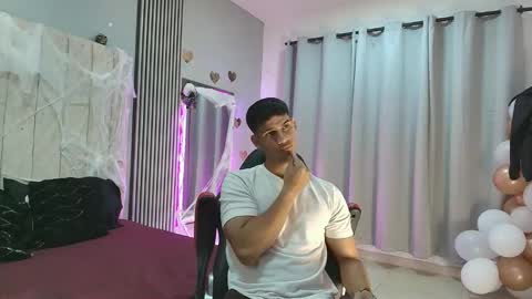 Snapshot of andres_stud777 chatting on October 2025 04:56:02 AM ANDRES online show from October 2025 04:56:02 AM