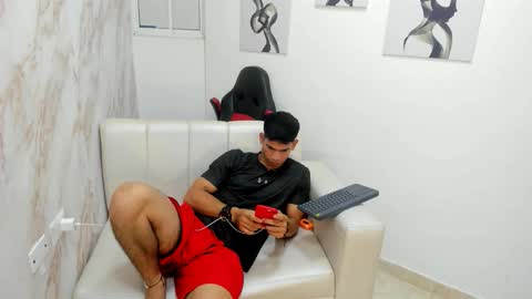 Snapshot of andres_stud777 chatting on October 2025 04:02:01 AM ANDRES online show from October 2025 04:02:01 AM