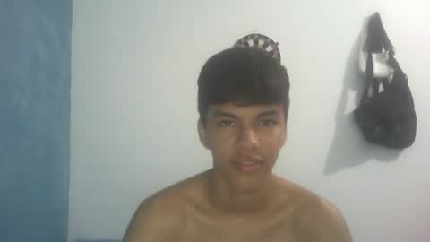 Snapshot of andresgr2t chatting on March 2025 07:23:02 AM andresexxx online show from March 2025 07:23:02 AM