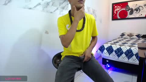 Snapshot of andressdean chatting on December 2024 03:36:01 AM Andres Dean online show from December 2024 03:36:01 AM