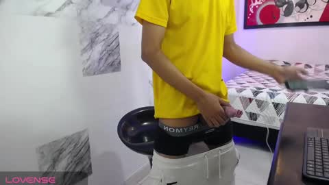 Snapshot of andressdean chatting on January 2025 12:57:01 AM Andres Dean online show from January 2025 12:57:01 AM